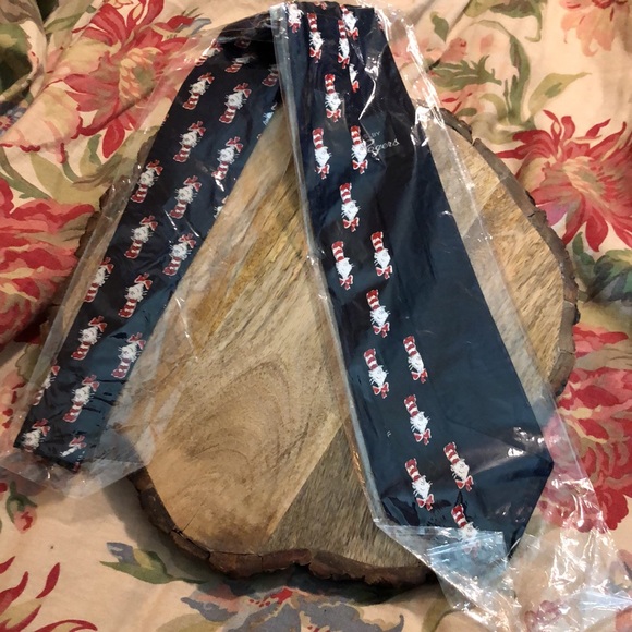 DR SEUSS The Cat In The Hat men’s SILK Tie NEW - Picture 5 of 14